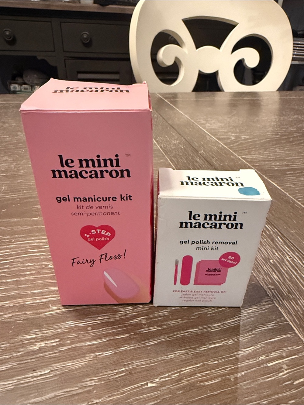 Le Mini Macaron Gel Manicure Kit - Fairy Floss Pink & gel removal kit excellent